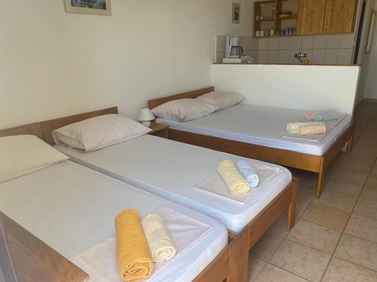 Apartmani Sunset Lopar Eksteriør billede