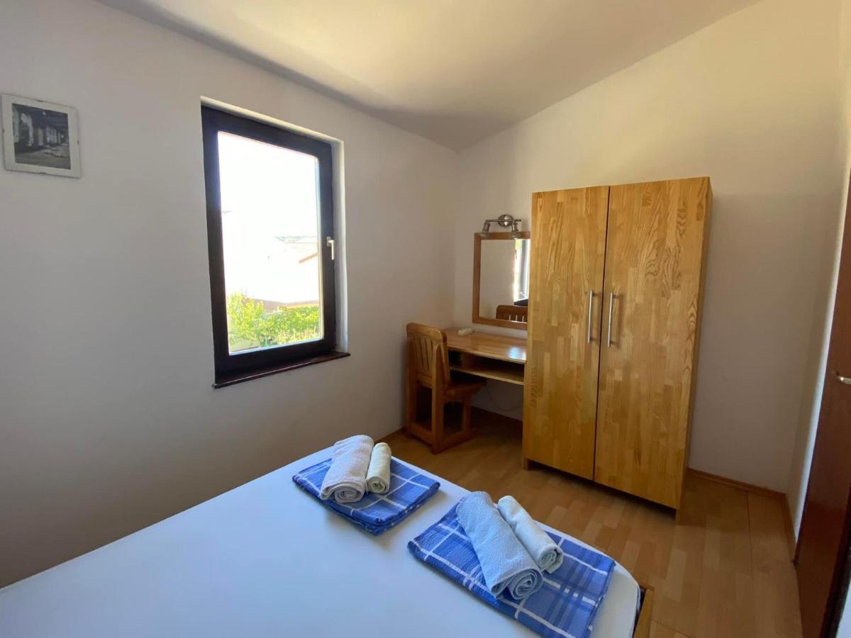 Apartmani Sunset Lopar Eksteriør billede